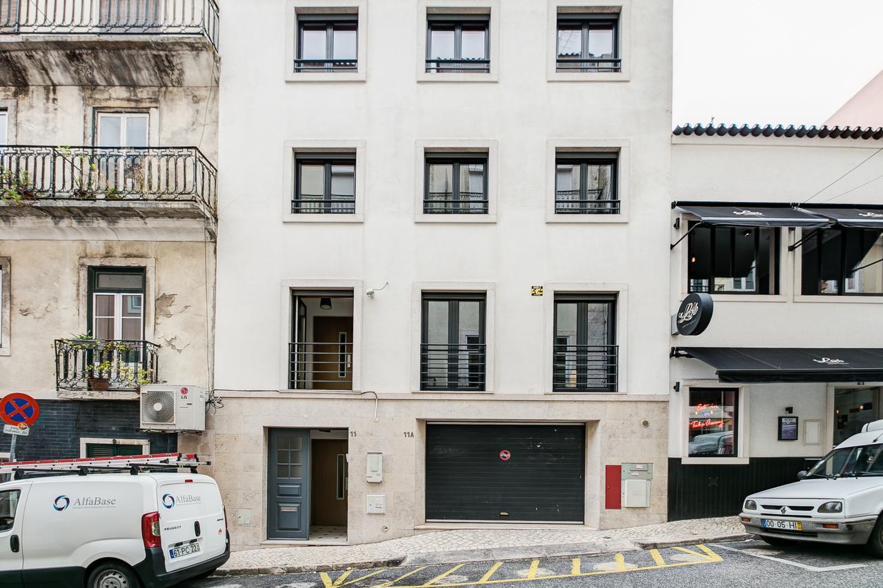 Apartment Empire Building By Homing Lissabon